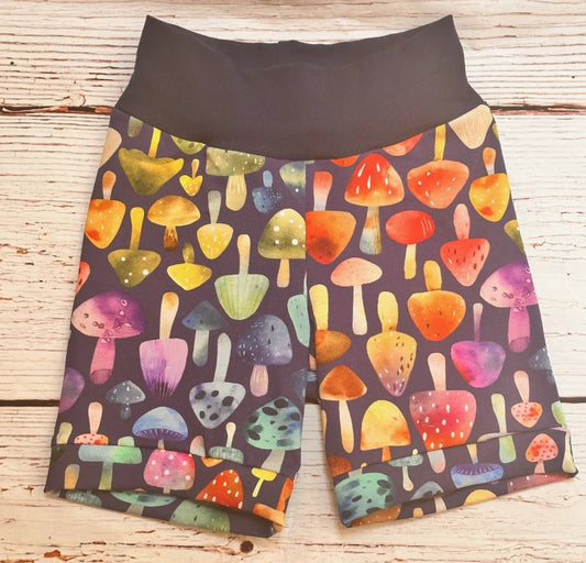 4-7y Shorts - Rainbow Mushrooms